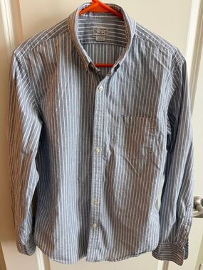 J. Crew Men’s Blue and White Vertical Stripe Button-Down Shirt Size L